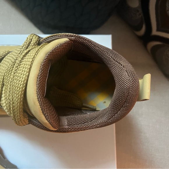 Never worn Burberry hiker boots